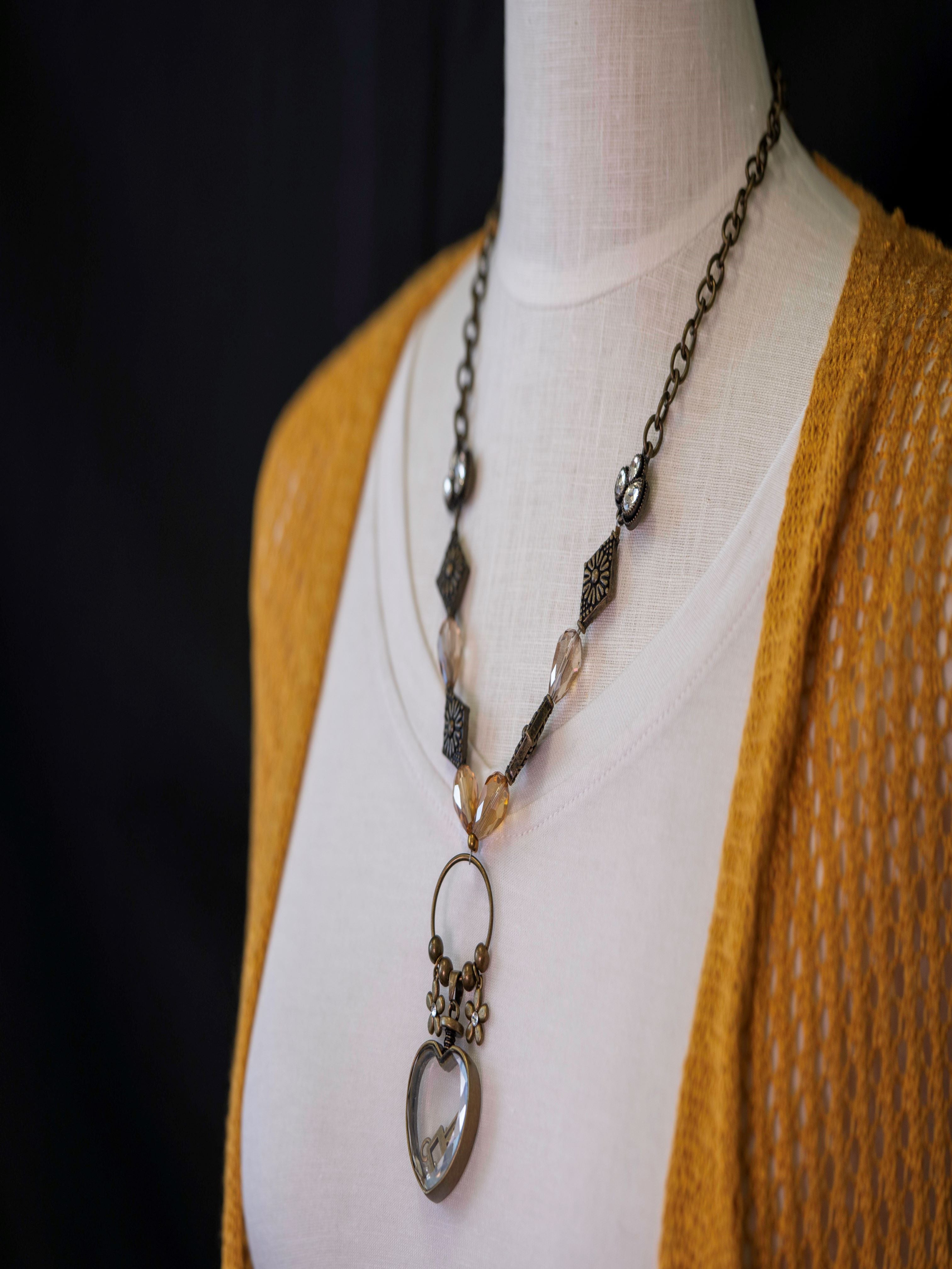 The Ole' Fashion Kali - Pendant Necklace